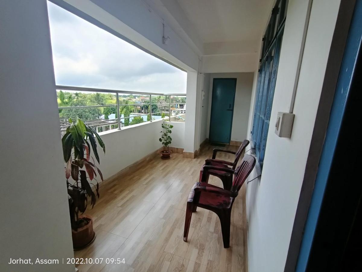Taj Residency Holiday Homestay -Entire 1Bhk & 2Bhk Private Apartments -Call 767Ooo54Oo Jorhāt Екстериор снимка