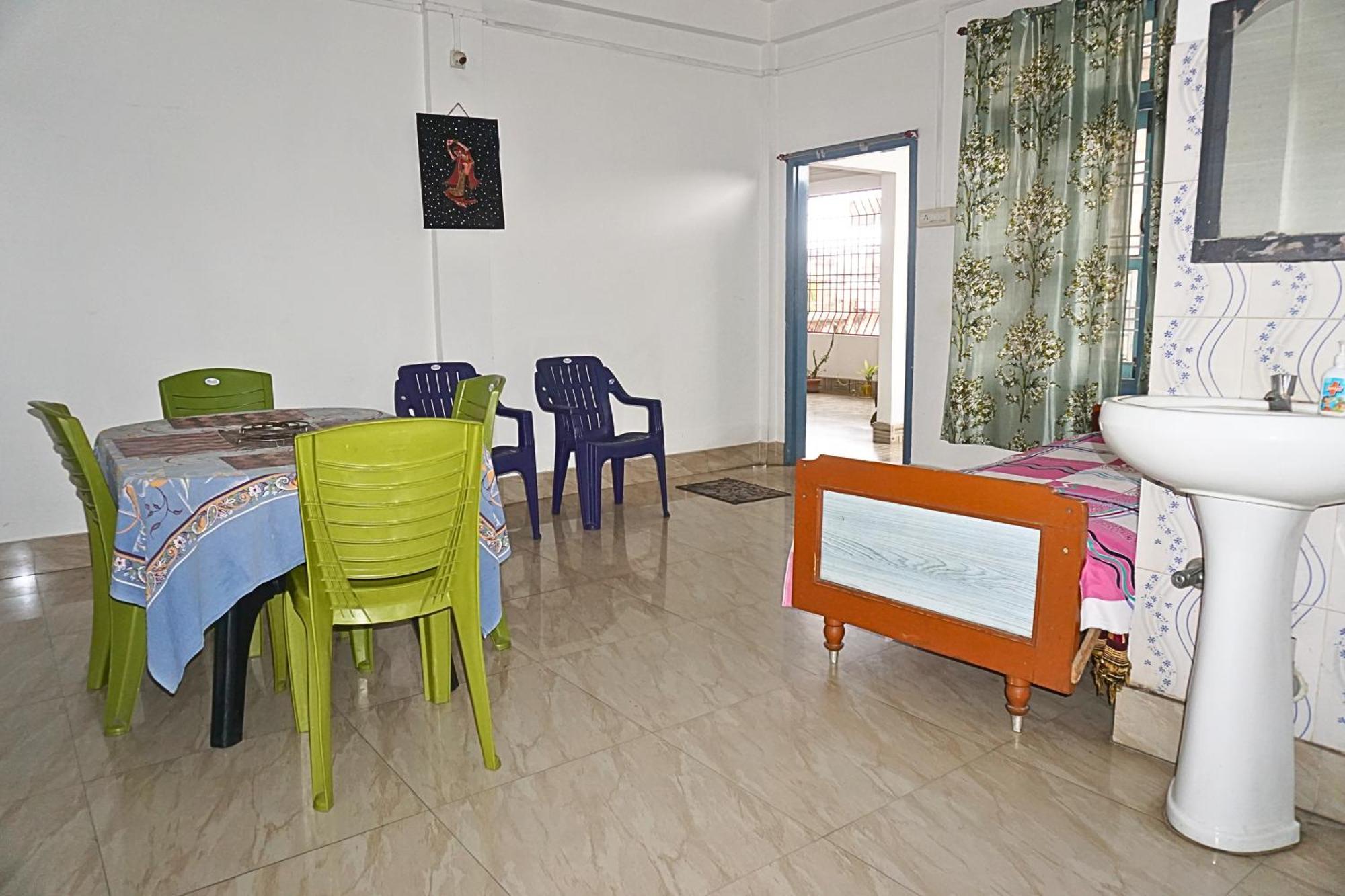 Taj Residency Holiday Homestay -Entire 1Bhk & 2Bhk Private Apartments -Call 767Ooo54Oo Jorhāt Екстериор снимка