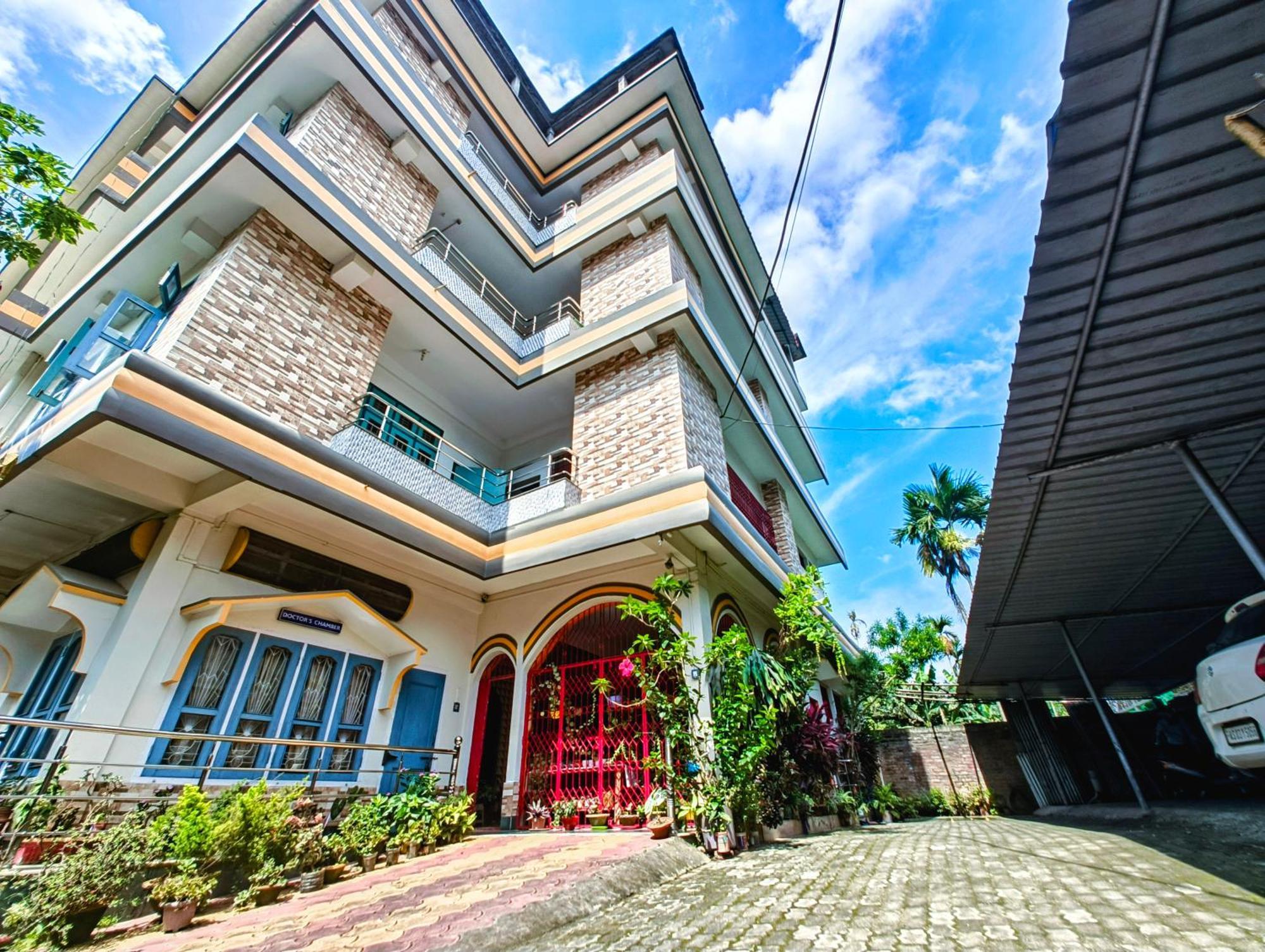 Taj Residency Holiday Homestay -Entire 1Bhk & 2Bhk Private Apartments -Call 767Ooo54Oo Jorhāt Екстериор снимка