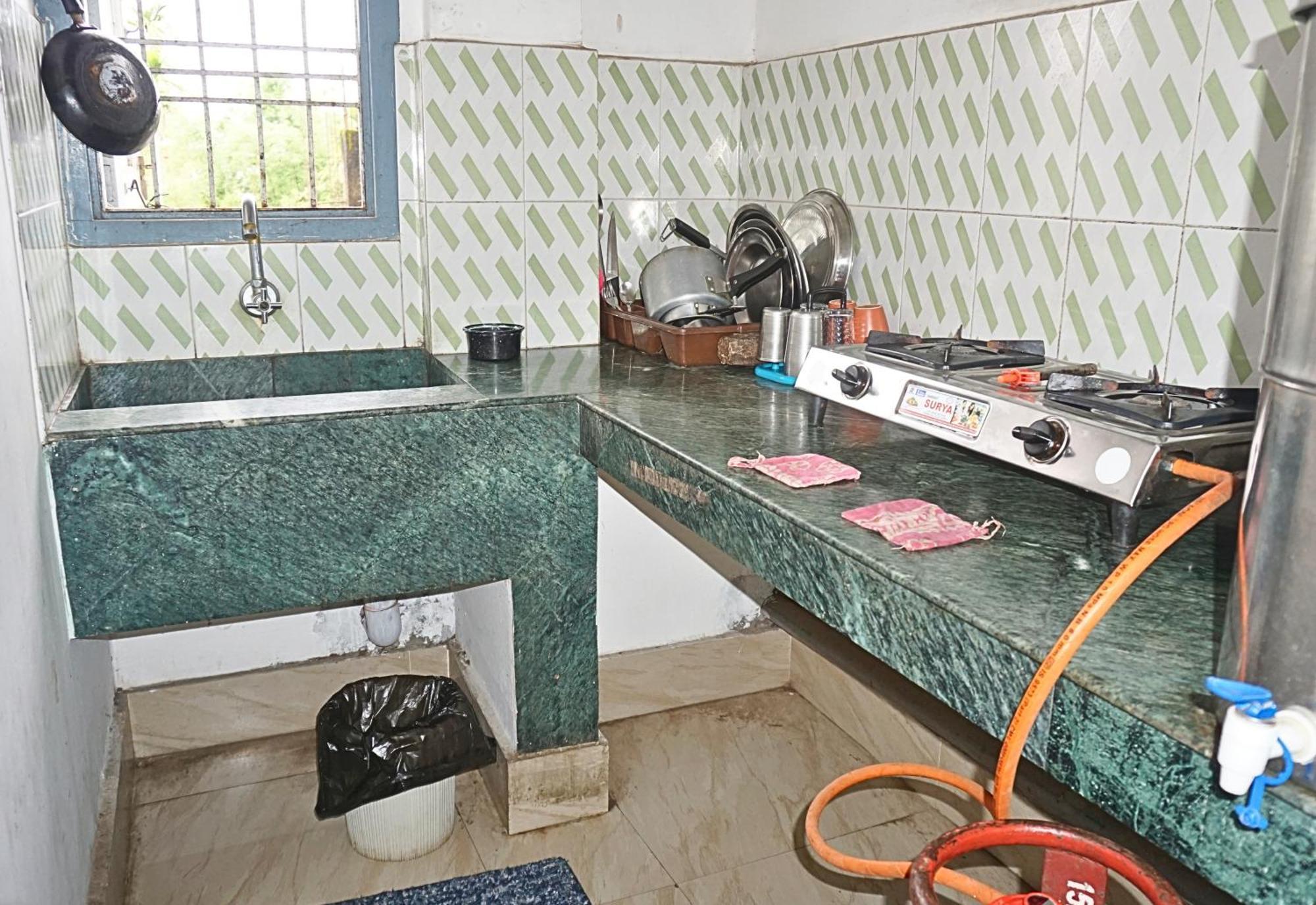 Taj Residency Holiday Homestay -Entire 1Bhk & 2Bhk Private Apartments -Call 767Ooo54Oo Jorhāt Екстериор снимка