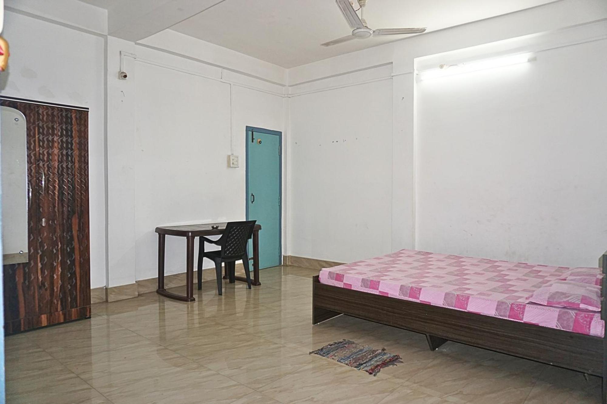 Taj Residency Holiday Homestay -Entire 1Bhk & 2Bhk Private Apartments -Call 767Ooo54Oo Jorhāt Стая снимка